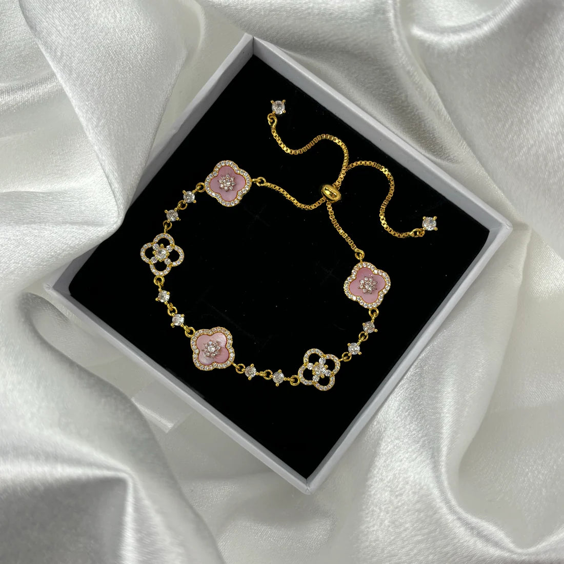 Sakura Cleef Bracelet