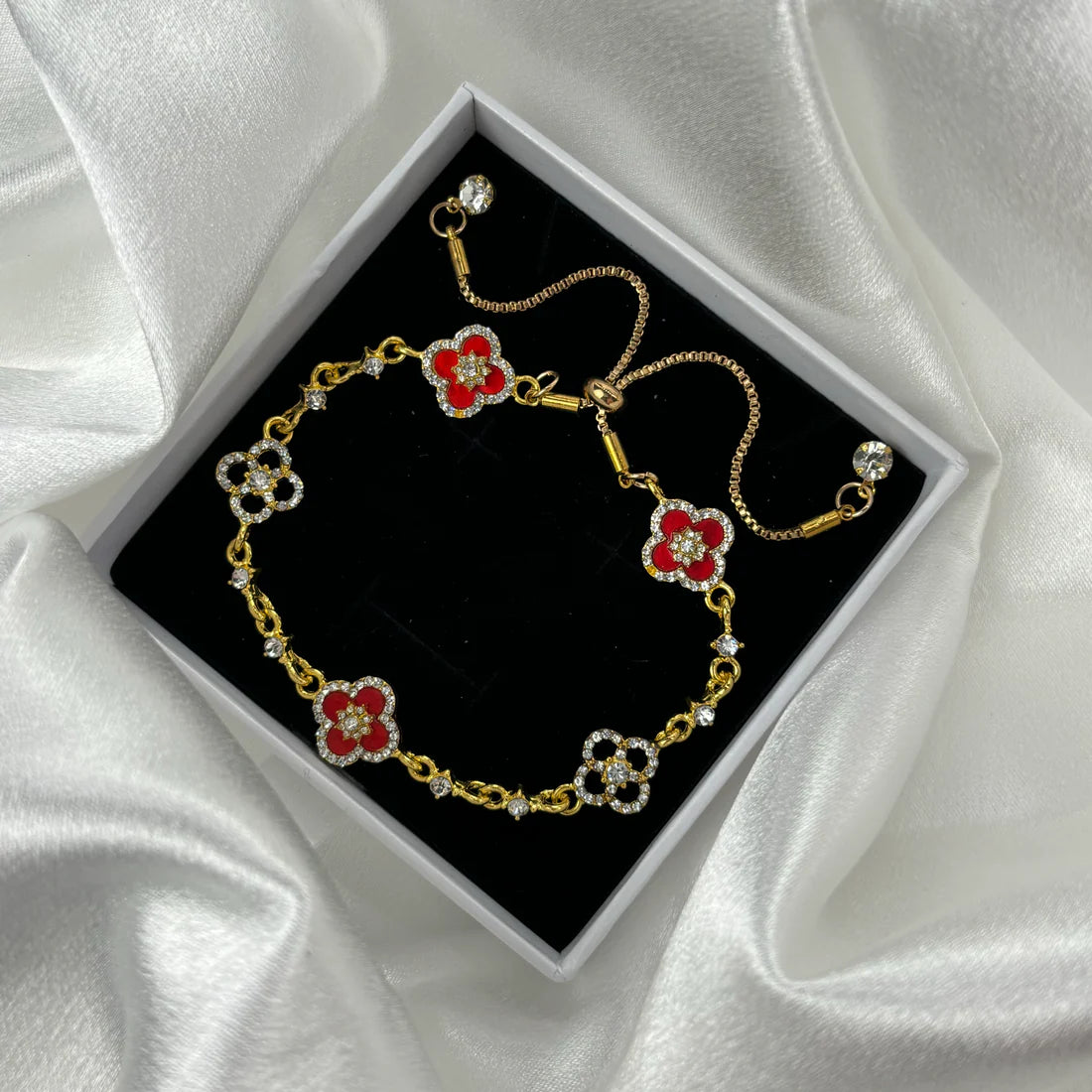 Sakura Cleef Bracelet